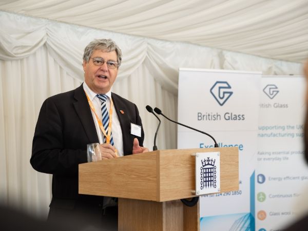 British Glass celebrates Dave Dalton MBE in King’s Birthday Honours