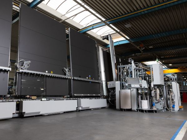 © LiSEC; LiSEC SRP-A sealing machine