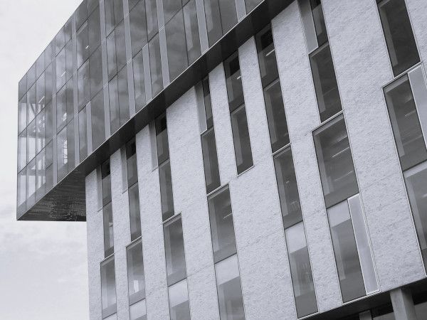 Glass for Europe launches a series exploring how the solar factor is integrated in national legislations