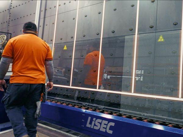 © National Glass: LiSEC insulating glass production line