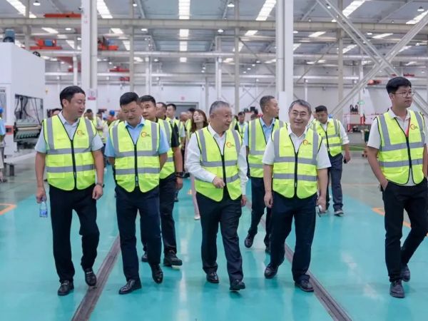 Representatives from Glass Associations Across China Visit NorthGlass to Discuss the Future of the Industry
